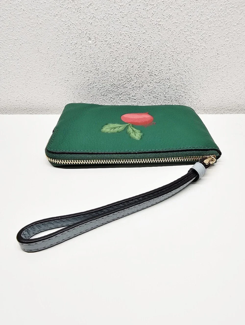 Coach Radush Corner Zip Wristlet Style C9588
